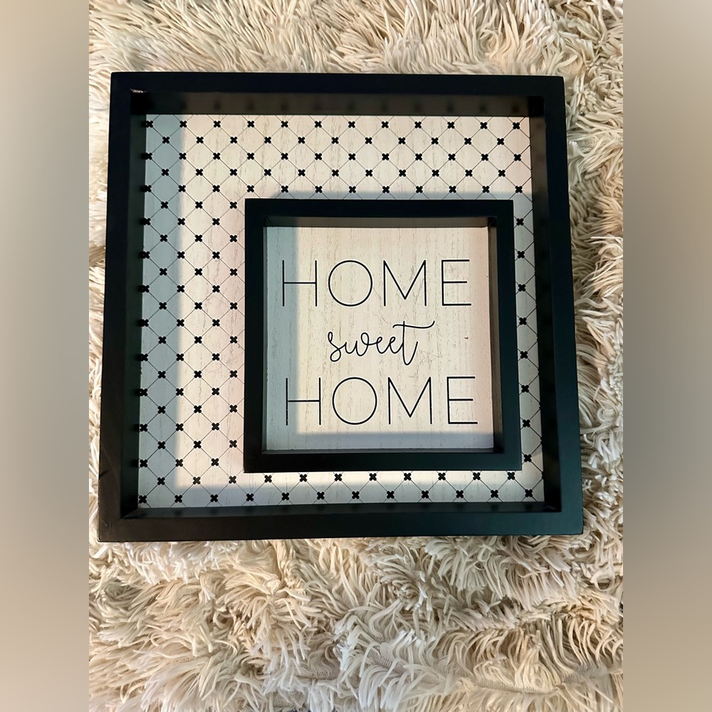 Home Sweet Home 11-1/2” x 11-1/2”